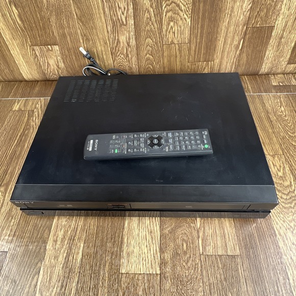 Sony RDR-VX525 VCR DVD Recorder Combo HDMI 1080i Upscaling Dubbing w/ Remote - Picture 8 of 16